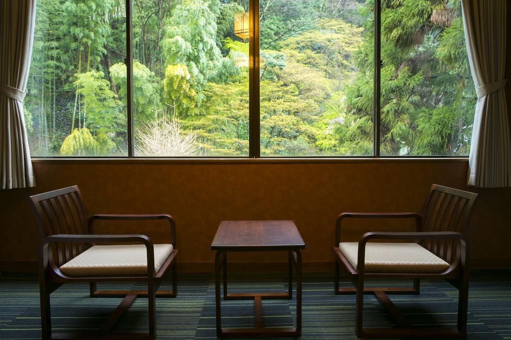 Yugawara-Onsen Komachikan Exteriör bild